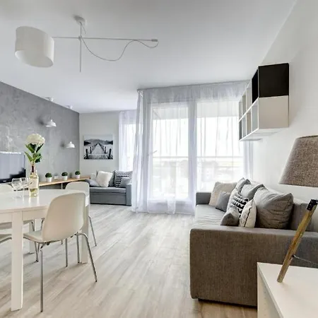 Rentapart Sadova Apartamento