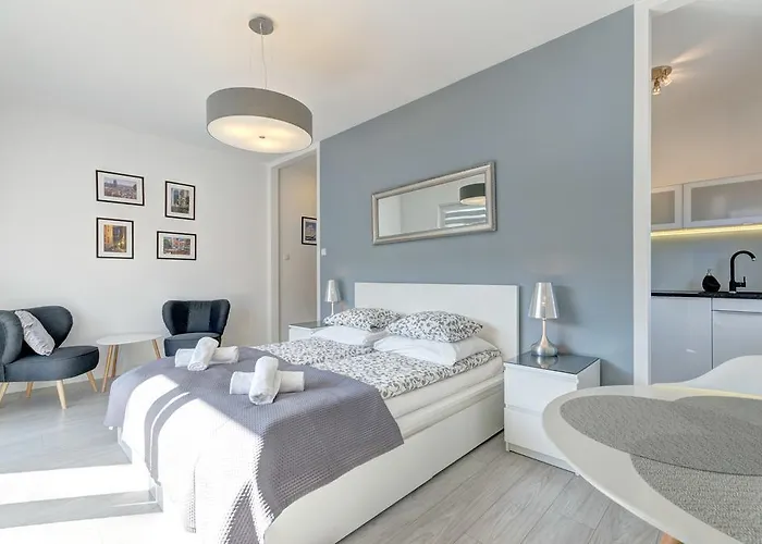 Rentapart Sadova Apartamento *