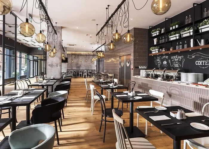 Rentapart Sadova Apartamento *