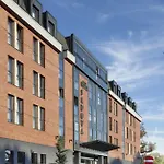 Rentapart Sadova Apartment *