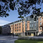 Rentapart Sadova Apartment *