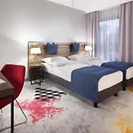 Rentapart Sadova Apartamento *